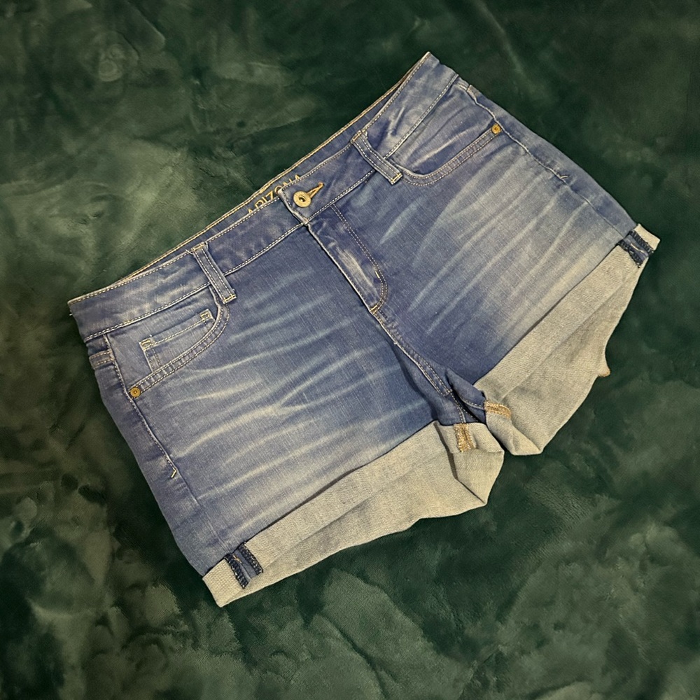 Arizona Jean Company Classic Blue Denim Shorts